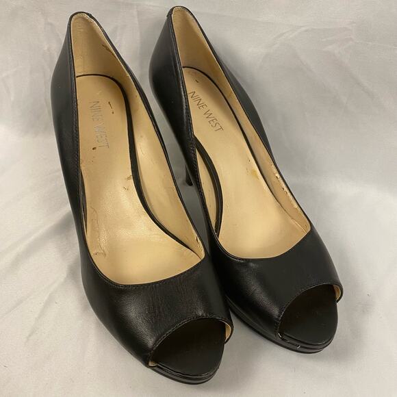 Nine West Black Leather Danee‎ Peep Toe Heel Size 8 - Picture 1 of 7
